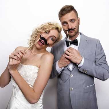 Bruiloft foto prop snorren x carnavalskleding valkenswaard
