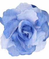 Blauwe bloem broche