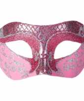 Venetiaanse maskers colombina roze zilver glitters